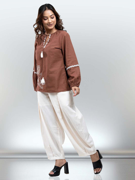 RuAK EDIT BROWN TOP WITH PLEATED PANTS