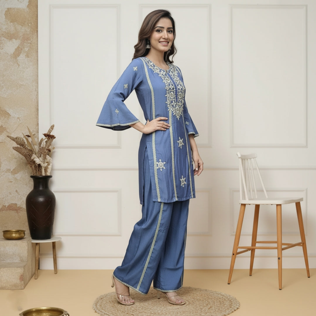 BLUE EMBROIDERED KURTA SET