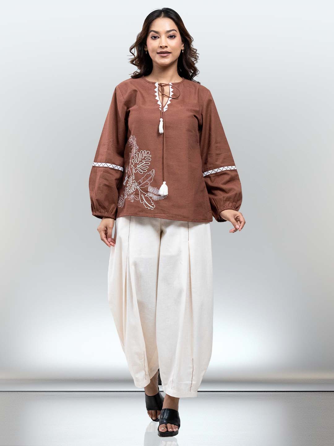 RuAK EDIT BROWN TOP WITH PLEATED PANTS