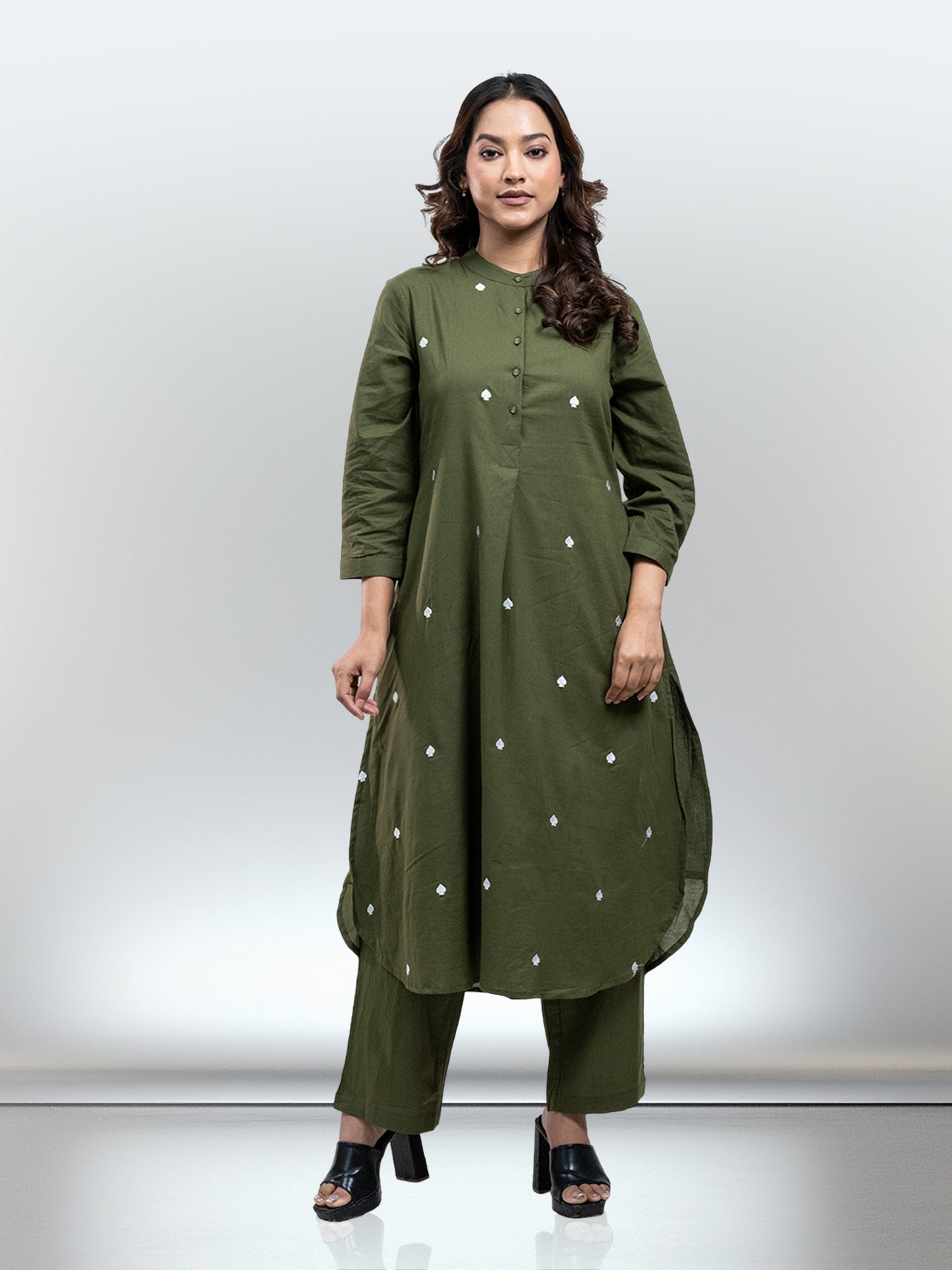 RuAK EDIT SAP GREEN CLUB COORDS SET