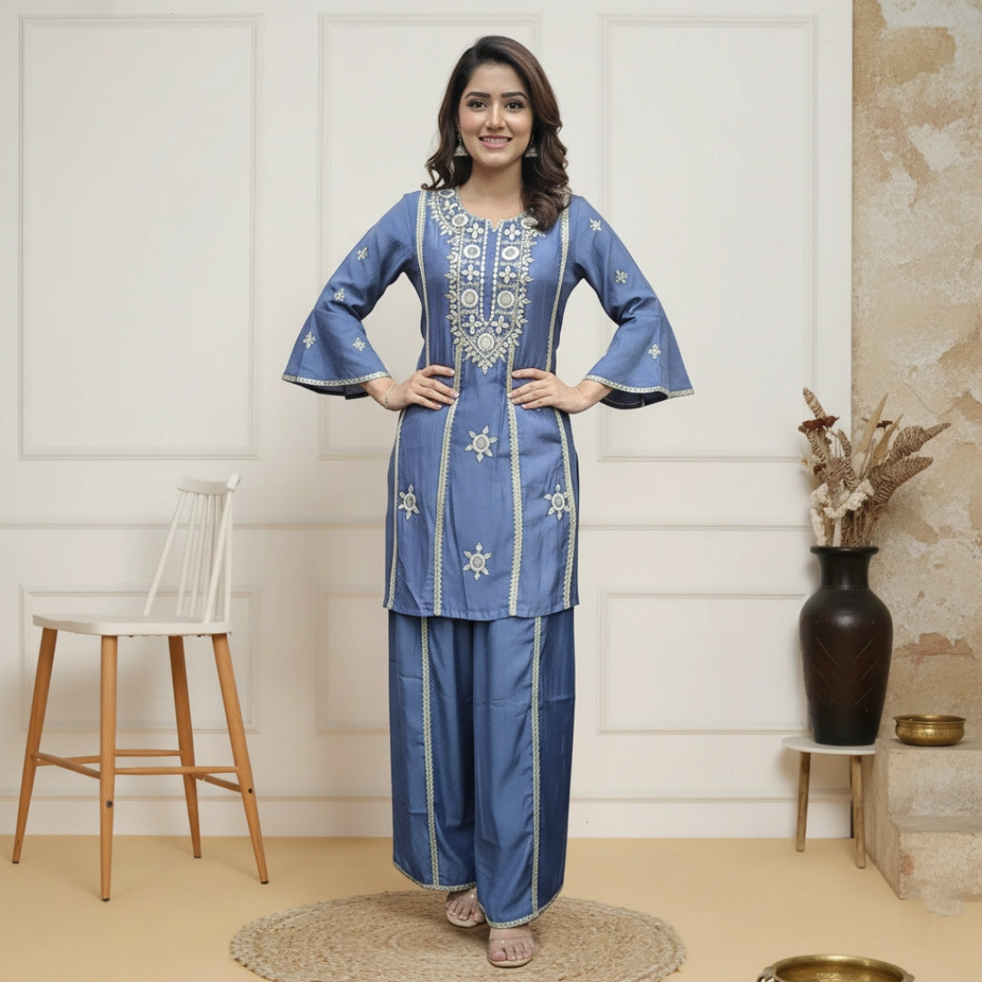 BLUE EMBROIDERED KURTA SET