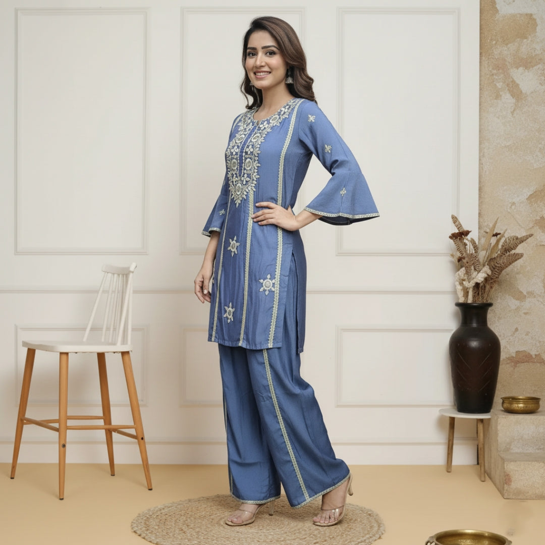 BLUE EMBROIDERED KURTA SET