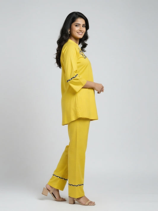 YELLOW WOMEN COORDS SET