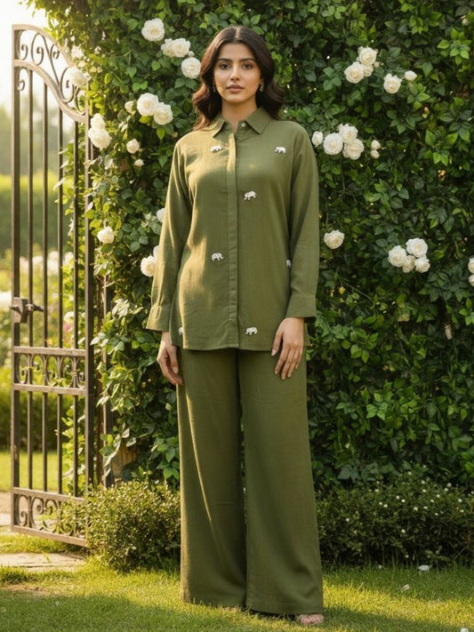 OLIVE COORDS WITH ELEPHANT BLOCKS