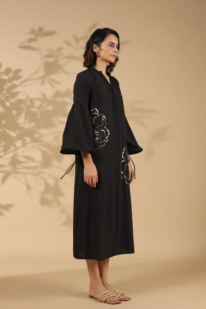 BLACK COLOR ELEGANCE DRESS