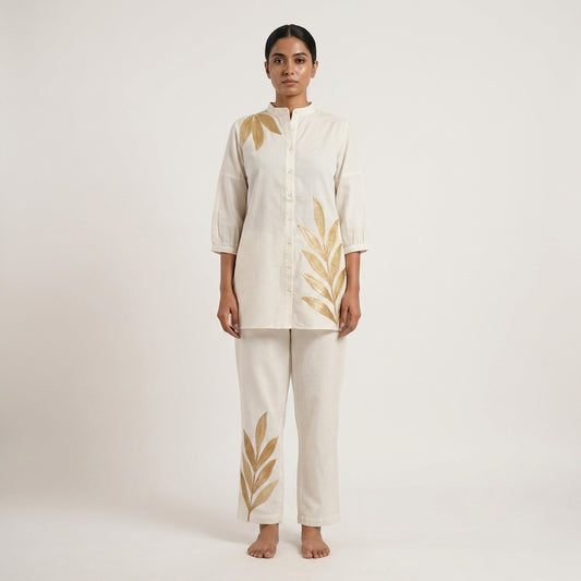 White with Golden Leaf
